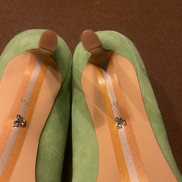 Sam Edelman Green Heels with Pointed Toe and Stiletto Heel - Picture 8 of 11
